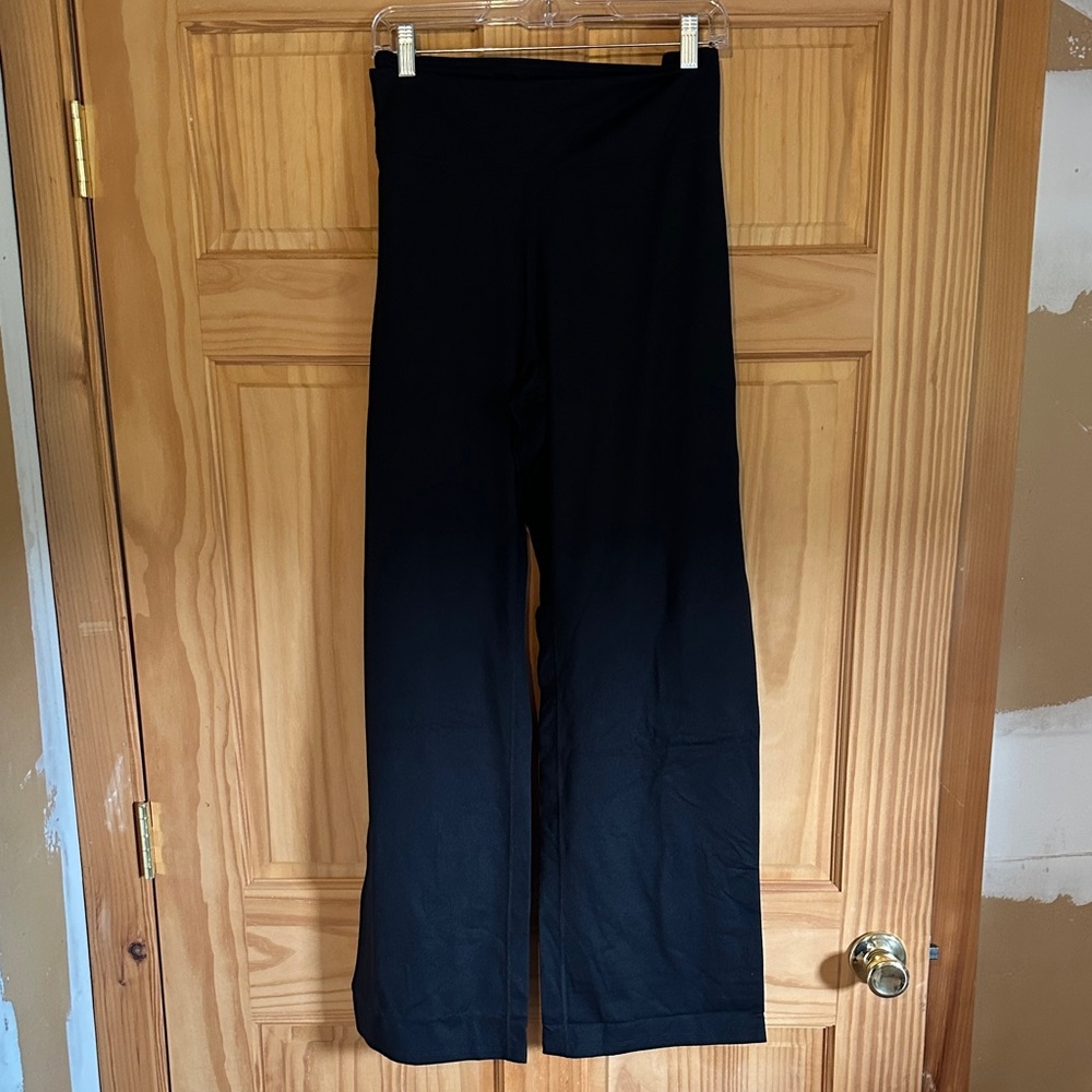 Talbots Fit Out and About Rhodes Flare Leggings